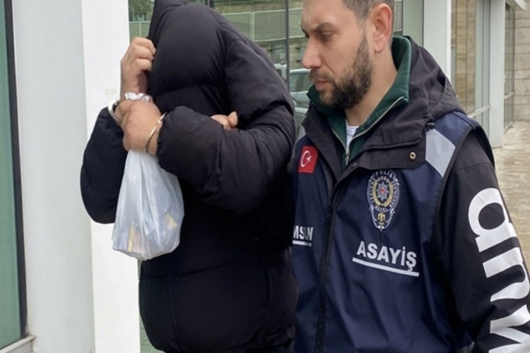Masaj salonuna 'fuhuş' operasyonu!