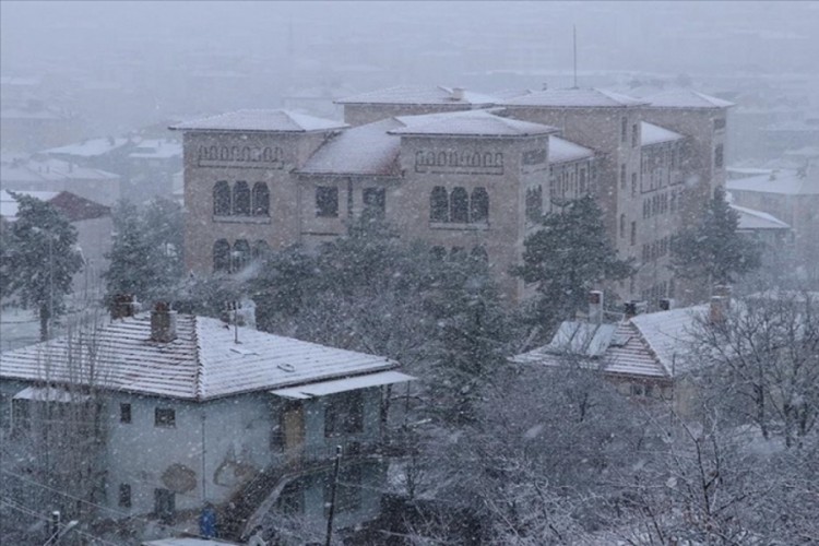 Yozgat'ta eğitime 1 g&uuml;n ara verildi