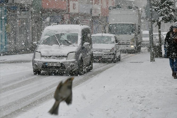 Ardahan'da eğitime kar engeli