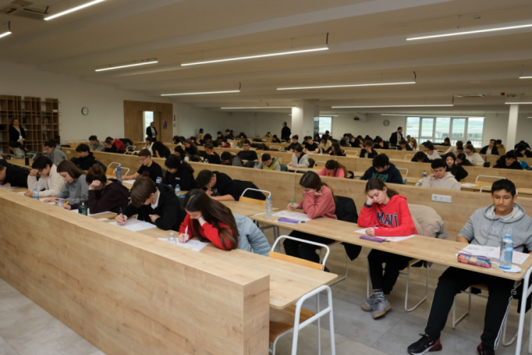 Başarıya açılan kapı: Geleneksel Şahinkaya Bursluluk Sı...