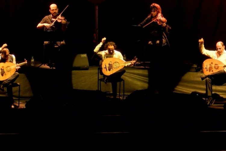 Filistinli 3 kardeşten oluşan 'Le Trio Joubran' m&uuml;zik grubu Bursa'da konser verdi