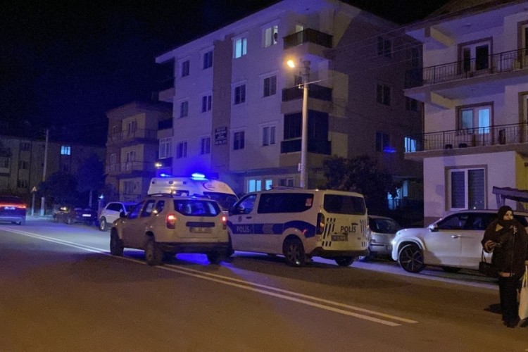 Yaşlı kadın evinde &ouml;l&uuml; bulundu
