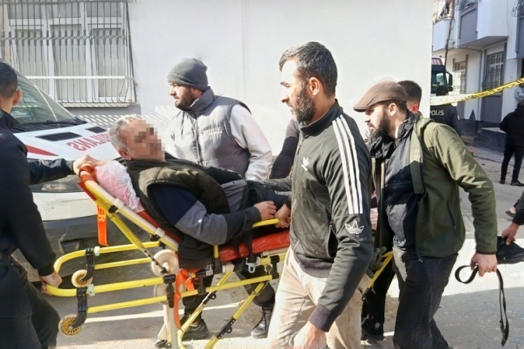Tartıştığı dayısını sokak ortasında vurdu