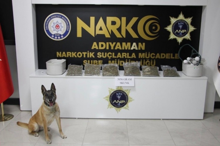 Otob&uuml;ste 3 kilo uyuşturucu ele ge&ccedil;irildi: 1 tutuklama