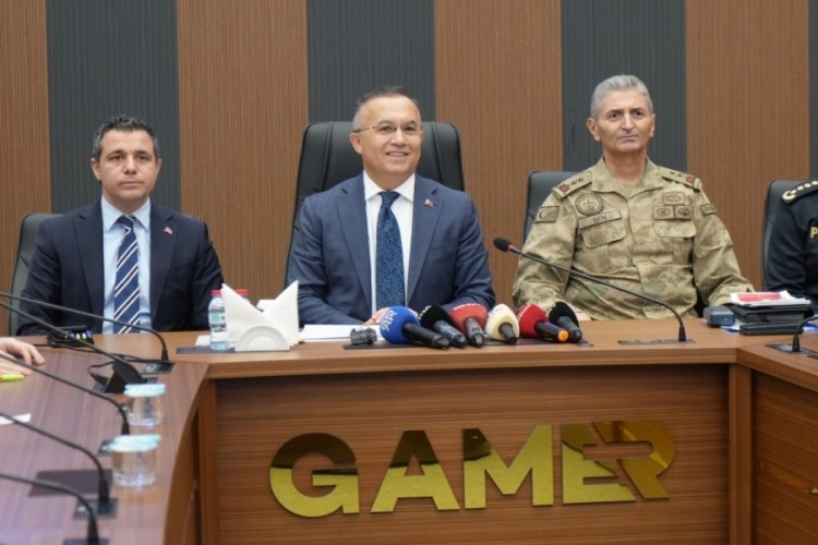 626 ter&ouml;r operasyonu yapıldı, 662 kilo uyuşturucu ele ge&ccedil;irildi