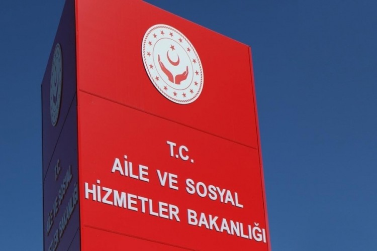 Bakanlık "gece kul&uuml;plerinde &ccedil;ocuk &ccedil;alıştırılıyor" iddialarını yanıtladı!