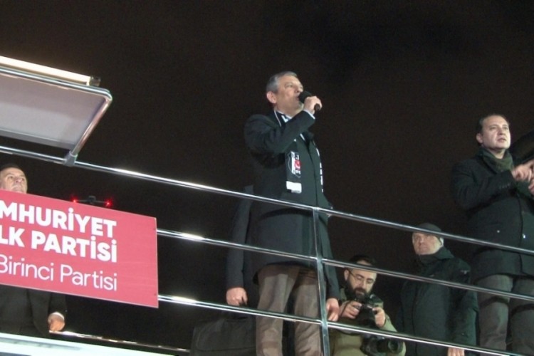 CHP Genel Başkanı &Ouml;zel: "İstanbul aynı anda en &ccedil;ok metro inşaatının olduğu il oldu"