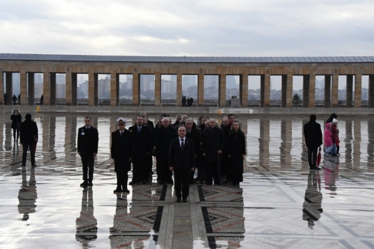 KIRCAALİSİAD, Ata'nın huzurunda