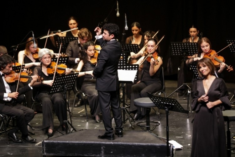 N&acirc;zım Hikmet 124 yaşında