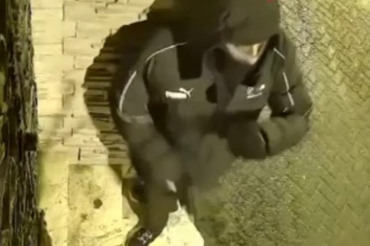 Beyoğlu'nda sabah saatlerinde silahlar konuştu: 1 &ouml;l&uuml;...