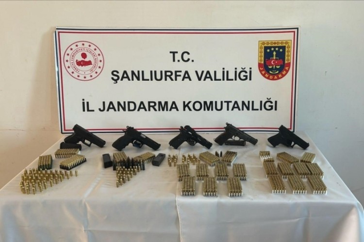 Şanlıurfa'da silah ka&ccedil;ak&ccedil;ılığı operasyonu: 4 g&ouml;zaltı