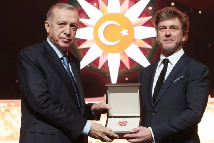 Tan Sağt&uuml;rk, Devlet Opera ve Balesi Genel M&uuml;d&uuml;rl&uuml;ğ&uuml; g&ouml;revinden alındı!