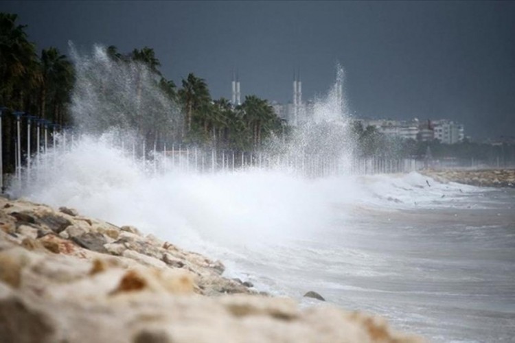 Meteoroloji'den denizlerde fırtına uyarısı