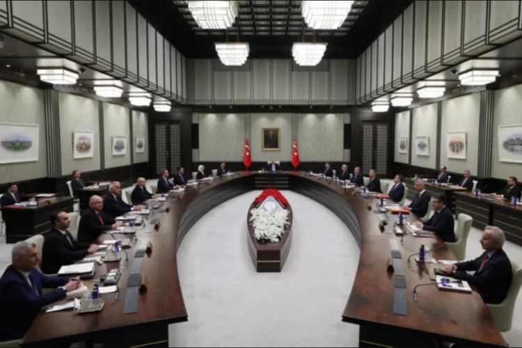 Kabine yarın toplanıyor