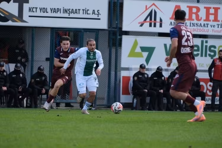 Bursaspor ikinci devreyi mağlubiyetle açtı...