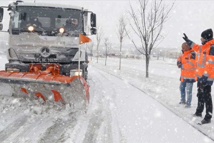 Kırşehir'de motokuryelerin trafiğe &ccedil;ıkışına kısıtlama getirildi
