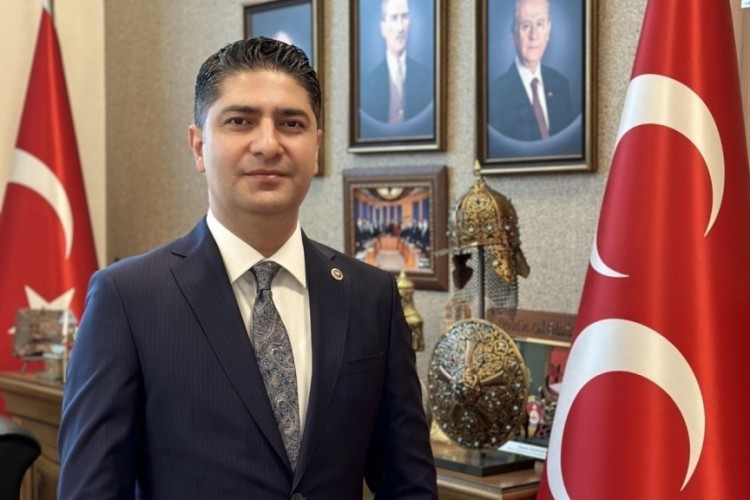 MHP'li &Ouml;zdemir'den 'Atlas &Ccedil;ağlayan' paylaşımı