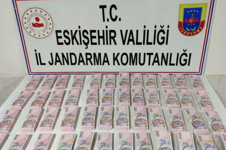 Eskişehir'den Ankara'ya uzanan dolandırıcılık! Hepsi sahte &ccedil;ıktı
