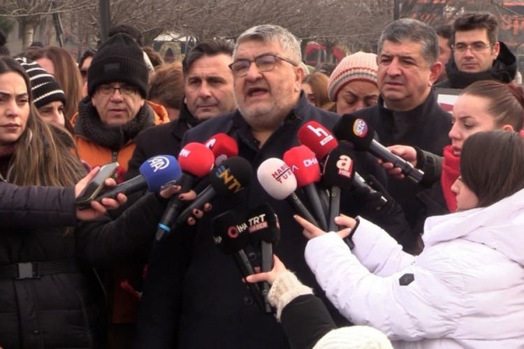 Bolu'da 78 canın anısına sessiz y&uuml;r&uuml;y&uuml;ş: "Cinayet diye adlandırdığımız olayda 8 tane evladımı yitirdim"
