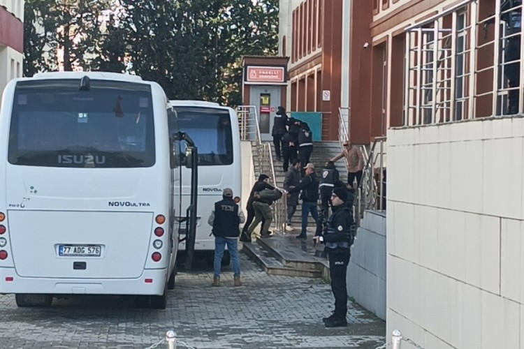 Yalova'da DEAŞ operasyonlarında tutuklu sayısı 63'e &ccedil;ıktı