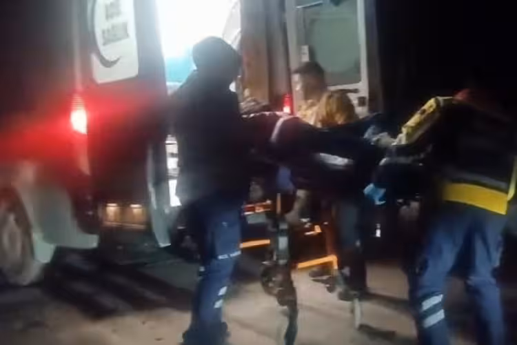 Çorum'da husumetlisini tabancayla vurarak ağır yaraladı