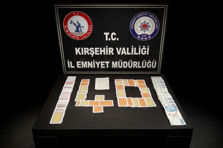 Kahvehanede kumar oynayanlar yakalandı