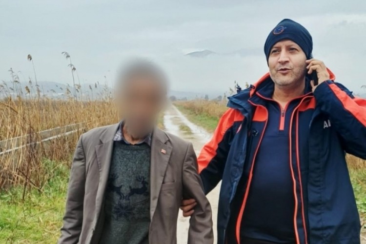Aydın'da kaybolan Alzheimer hastası yaşlı adam sulama kanalı kenarında bulundu