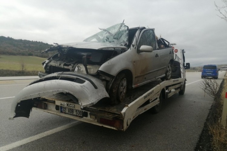 Kaza sonrası Bangladeş uyruklu aynı aileden 1 kişi &ouml;ld&uuml;, 3 kişi yaralandı