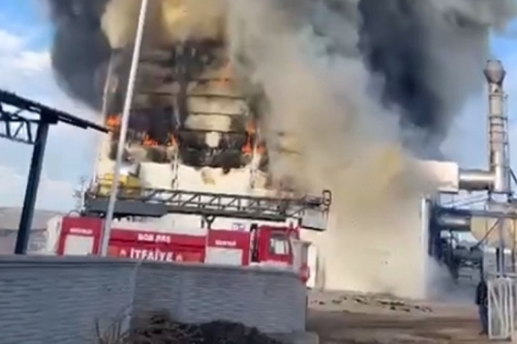 Afyonkarahisar'da enerji santralinde yangın