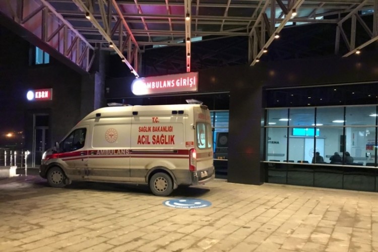 21 yaşındaki gen&ccedil; ara&ccedil;ta &ouml;l&uuml; bulundu