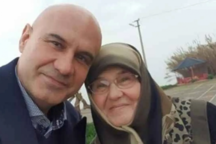 İyi Partili Turhan &Ccedil;&ouml;mez'in acı g&uuml;n&uuml;! Annesi hayatını kaybetti