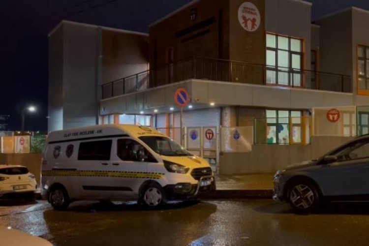 Ey&uuml;psultan'da şiddet iddiası olan kreşte polis inceleme yaptı
