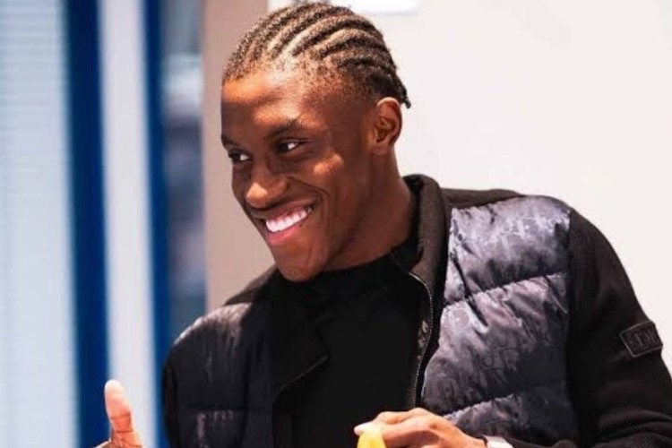 Beşiktaş'a Premier Lig'den orta saha geliyor