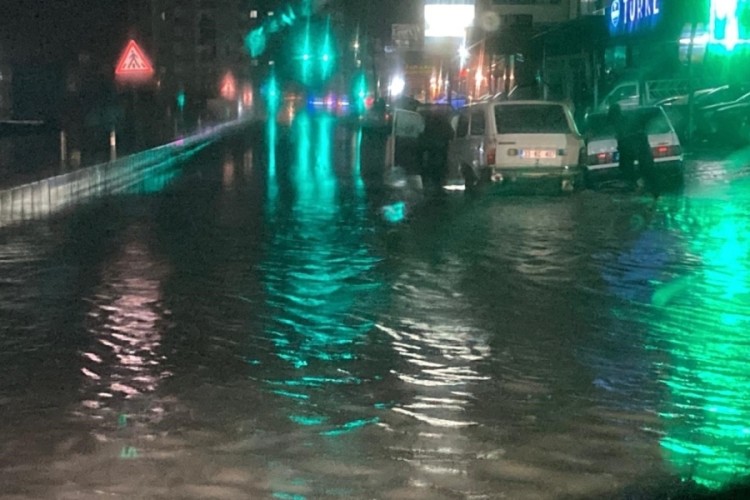 Akdeniz'de çifte hortum