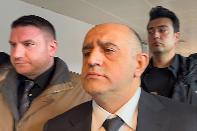 Aziz İhsan Aktaş davasında 2'nci g&uuml;n... 200 kişi yargı &ouml;n&uuml;nde!