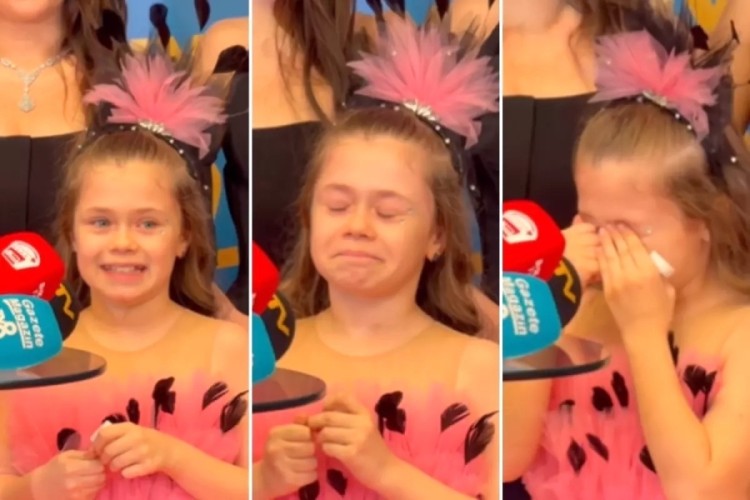 Babasını kaybeden minik oyuncu Damla Çolak galada gözya...