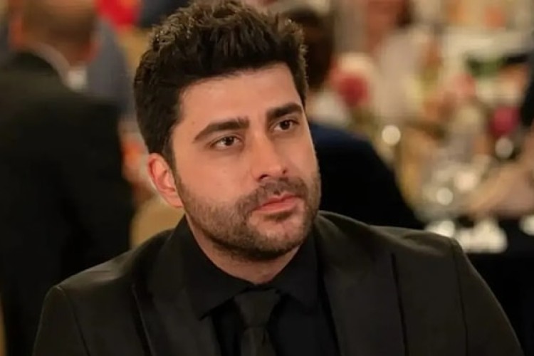 Göz yaşlarını tutamadı: Doğukan Güngör'e veda