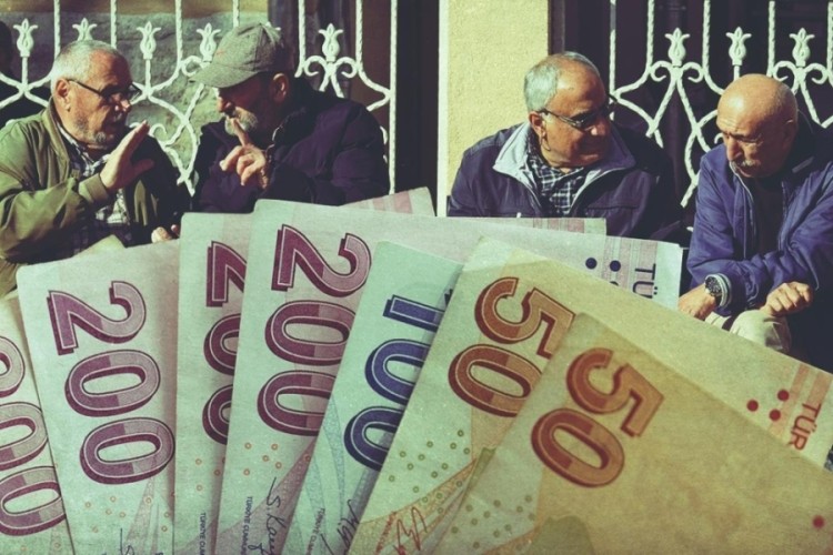 En düşük emekli maaşı 20 bin TL oldu