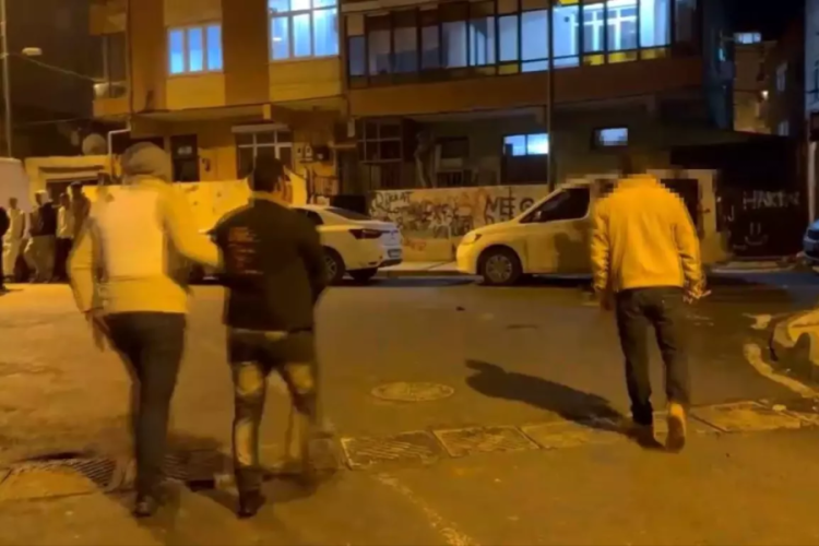 Silivri'de uyuşturucu ticareti yapan şahıslar yakalandı