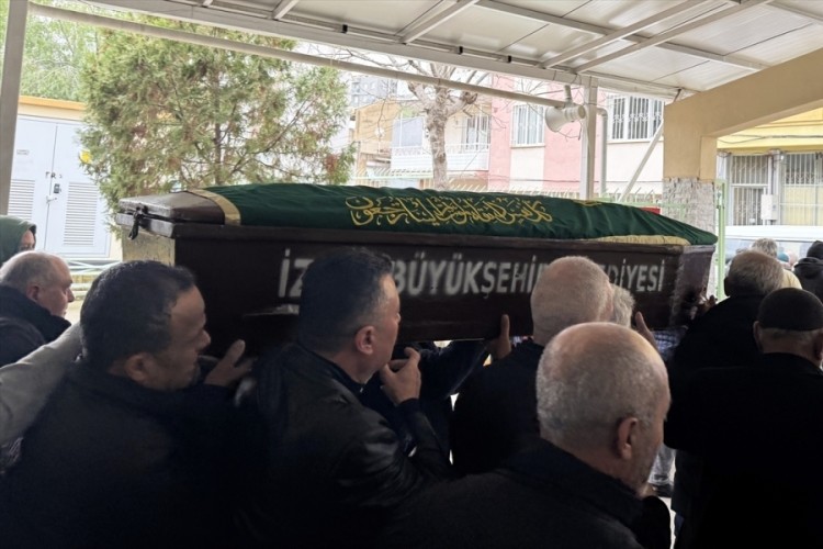 Evde &ccedil;ıkan yangında hayatını kaybeden 11 yaşındaki &ccedil;ocuk son yolculuğuna uğurlandı...
