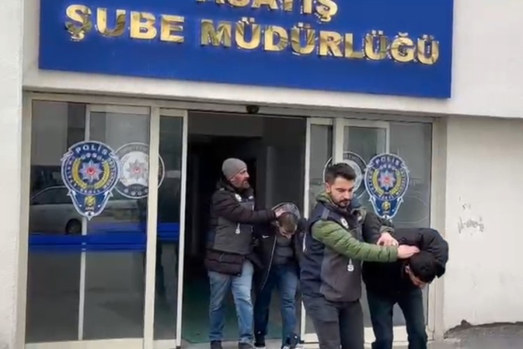Ankara'da telefon dolandırıcılarına operasyon: 2 g&ouml;zaltı