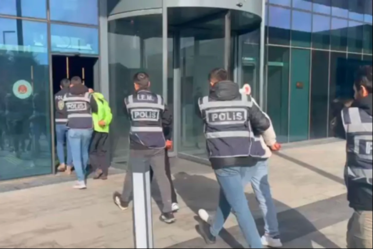 İstanbul 'da hara&ccedil; &ccedil;etesine darbe! G&ouml;zaltılar var