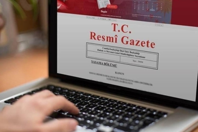 Bakanlıklarda ve dış temsilciliklerde yeni atamalar Resmi Gazete'de