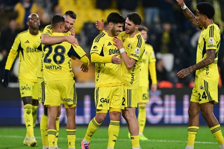 Fenerbah&ccedil;e, Kocaelispor deplasmanında