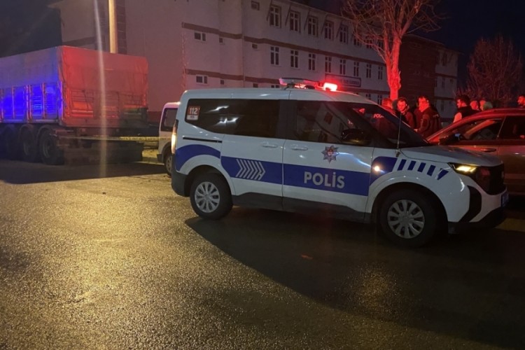 &Ccedil;orum'da bı&ccedil;aklı kavga: 1 yaralı