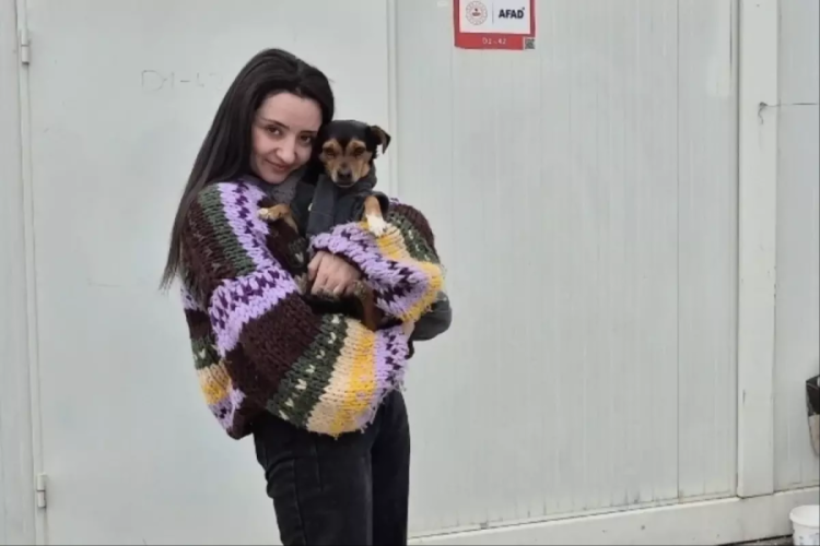 K&ouml;peği 'Boncuk' ile &ccedil;ektiği videolarla tanınan Fatma, 'Beyaz'la Joker'e konuk oldu