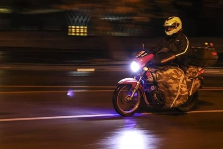 Bir ilde motokuryelerin trafiğe &ccedil;ıkışı yasaklandı