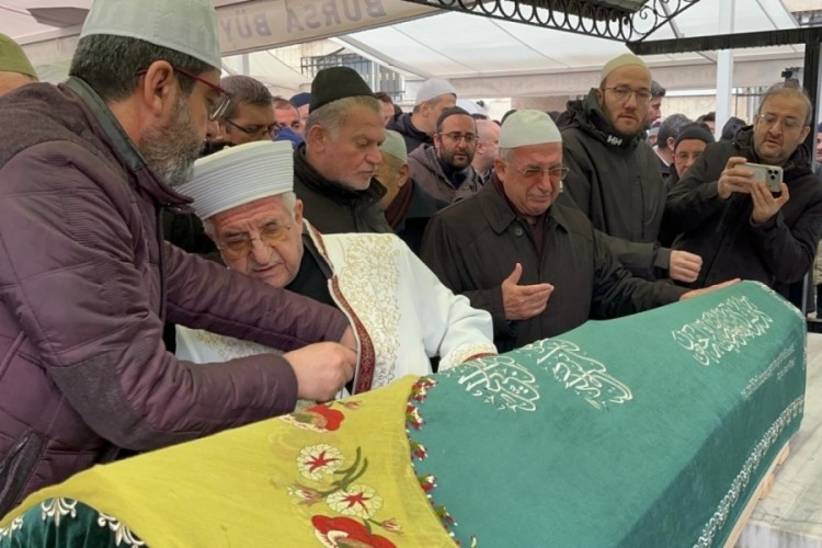 Bursa'da yürek yakan ölüm: Cenaze namazında gözyaşları sel oldu...