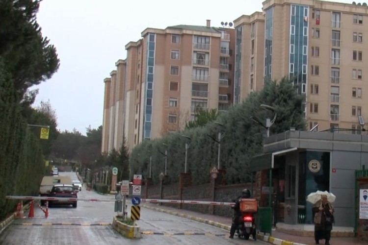 Apartmanda korkunç olay! Tamir için gelmişti...