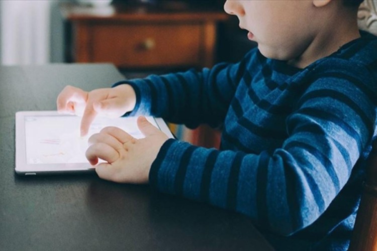 'Dijital Dünyada Çocukların Güçlendirilmesine Yönelik Eylem Planı' Resmi Gazete'de
